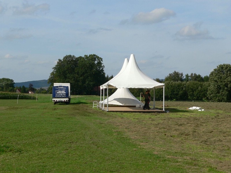 Aufbau für den 2. Feldtag