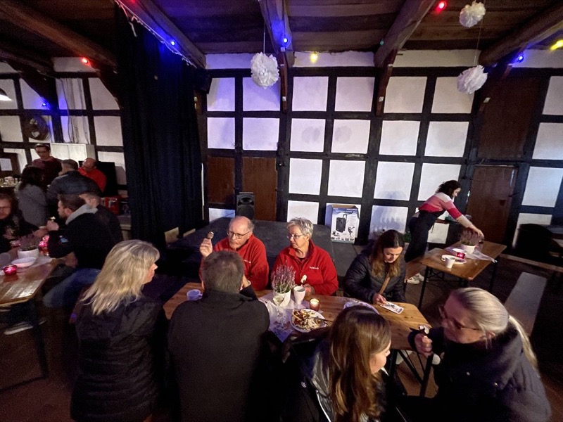 Helferfete, Bild 12