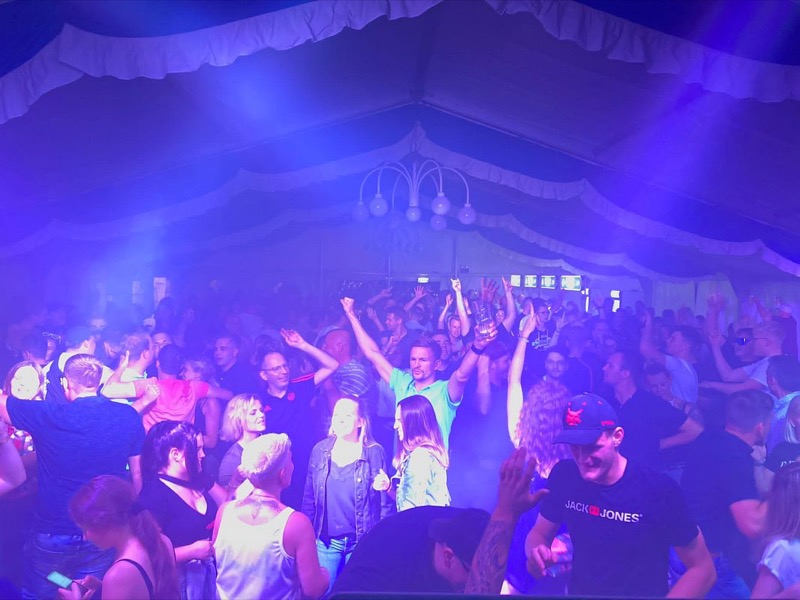 Zeltfete, Bild 2