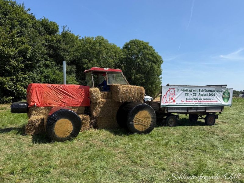 9. Feldtag 2026 · Aufbau des Strohtreckers